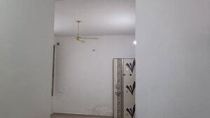  1.5 BHK Apartment at Vaishnodevi Circle – for Rent