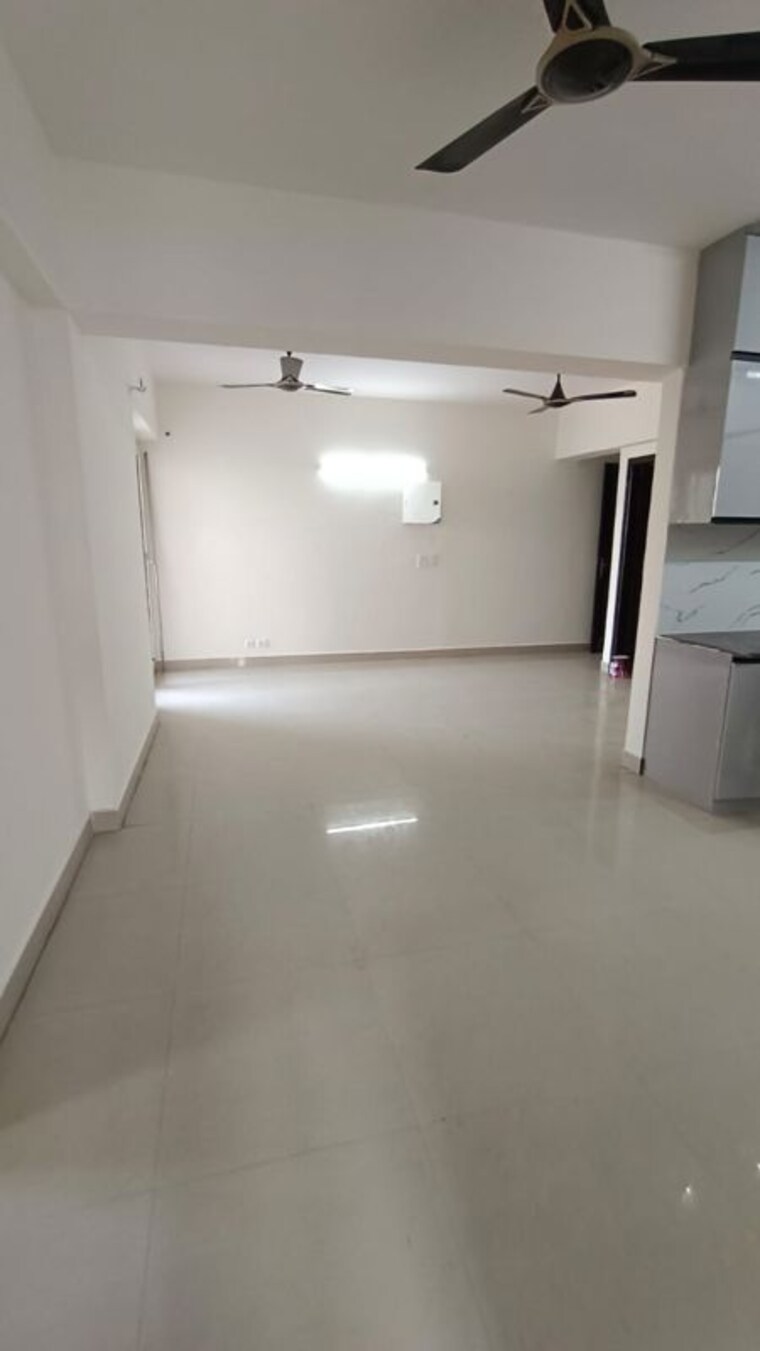 Room, sethi-max-royal 3 Bedroom 1440 Sq.Ft. Apartment In Sector 76 Noida 10200190