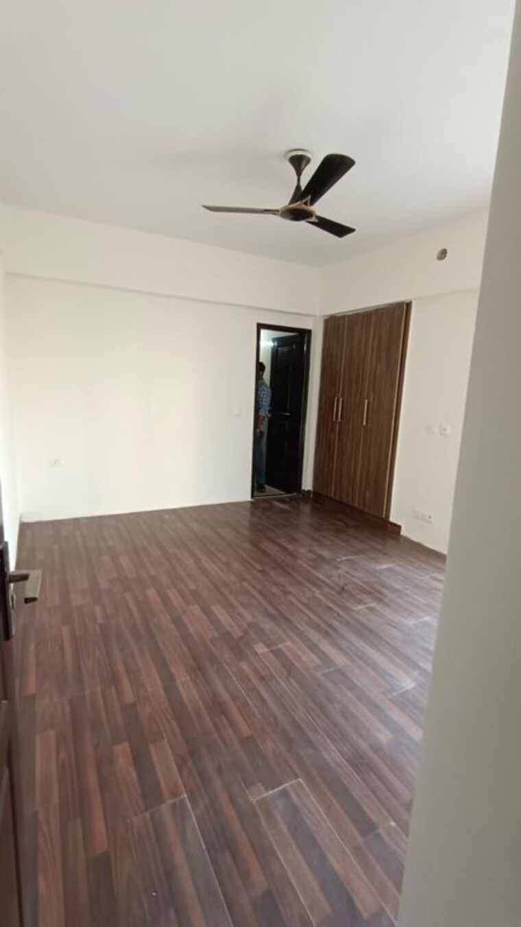 Room, sethi-max-royal 3 Bedroom 1440 Sq.Ft. Apartment In Sector 76 Noida 10200190