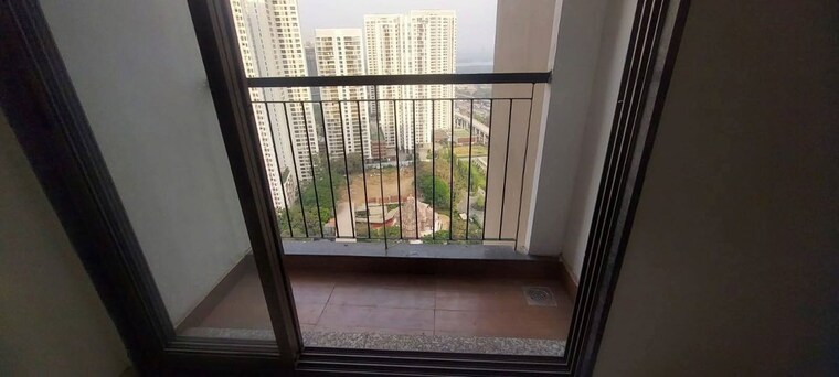 Balcony, runwal-eirene 2 Bedroom 750 Sq.Ft. Apartment In Balkum Pada Thane 10200194