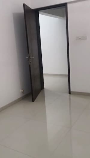 Study Room in 4 BHK Apartment at Alcon Royce, Kondhwa – for Rent