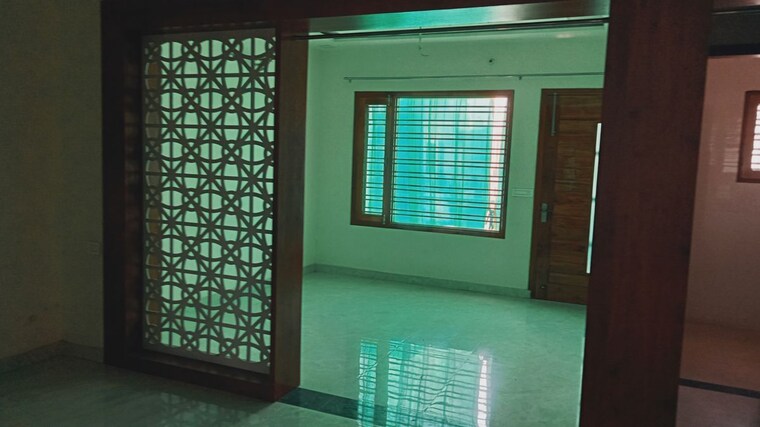 Bedroom, sector 9 2.5 Bedroom 300 Sq.Ft. Builder Floor In Sector 9 Hisar 10200221