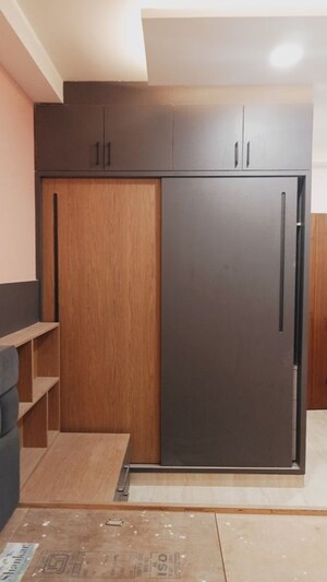 Furnished Amenities in 3 BHK Builder Floor at Sector 14 – for Rent