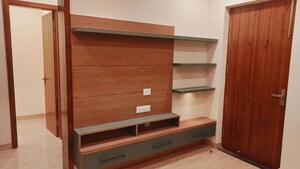 Furnished Amenities in 3 BHK Builder Floor at Sector 14 – for Rent