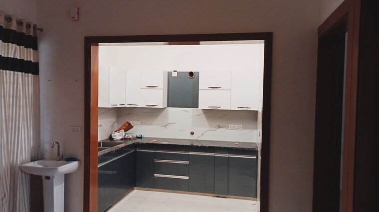 Kitchen, sector 14 2 Bedroom 200 Sq.Yd. Builder Floor In Sector 14 Hisar 10200248