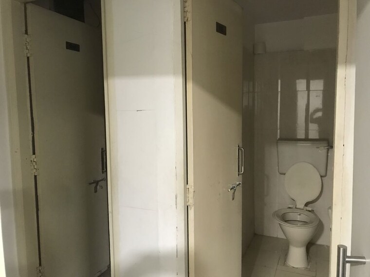Bathroom, aditya-trade-center Commercial Office Space 1250 Sq.Ft. In Ameerpet Hyderabad 10200250