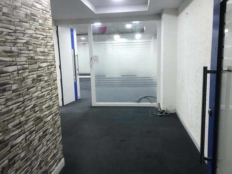 Room, aditya-trade-center Commercial Office Space 1250 Sq.Ft. In Ameerpet Hyderabad 10200250