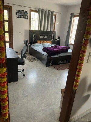 Kitchen in 3 BHK Builder Floor at Sector 9a – for Rent