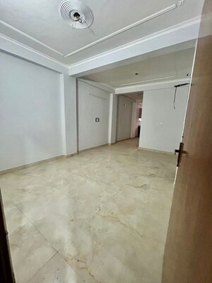 Room in 2 BHK Builder Floor at Chattarpur – for Rent