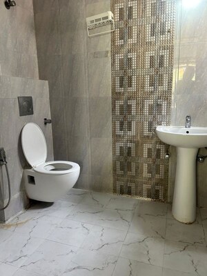 Bathroom in 2 BHK Apartment at Suncity Avenue 76, Sector 76 – for Sale