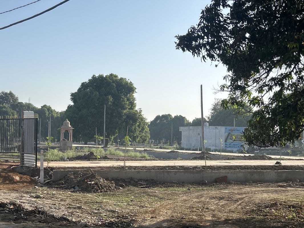 Plot For Sale in Nayapura