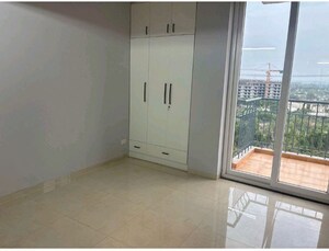 Room in 3 BHK Builder Floor at Signature Global Park, Sohna Sector 36 – for Rent