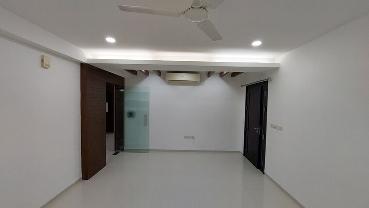 Kitchen, jayabheri-orange-county 3 Bedroom 2440 Sq.Ft. Apartment In Gachibowli Hyderabad 10200363