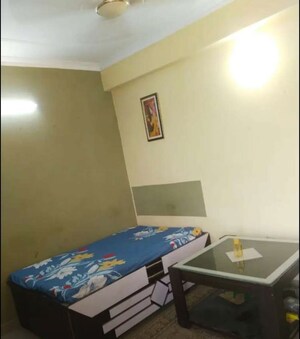 Bedroom in 3 BHK Apartment at Rudra Twin Towers, Butler Colony – for Rent