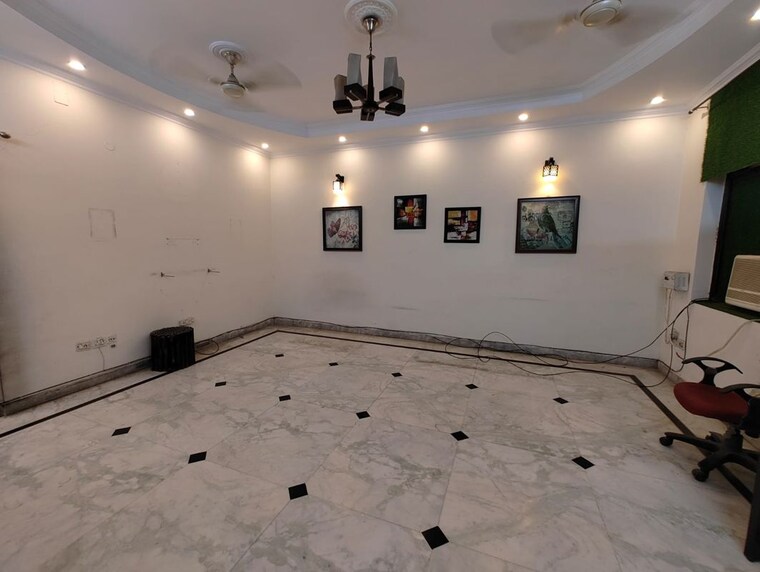 Room, rwa-apartments-sector-92 2 Bedroom 1250 Sq.Ft. Independent House In Sector 92 Noida 10200370