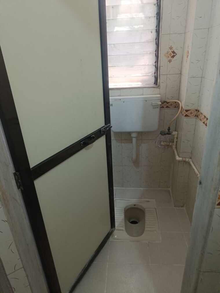 Bathroom, gold-star 1 Bedroom 450 Sq.Ft. Apartment In Kandivali West Mumbai 10200375
