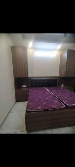 1 RkBuilder Floor For Rent in Vipul Square