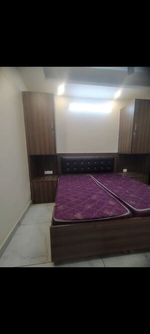 1 RK Builder Floor For Rent in Vipul Square, Sushant Lok I