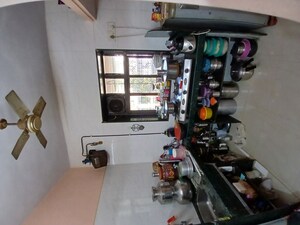 Furnished Amenities in 1 BHK Apartment at Chanchal Kalyan Complex, Yari Road – for Rent