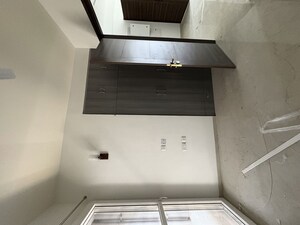 Furnished Amenities in 3.5 BHK Apartment at Smart World Orchard, Sector 61 – for Rent