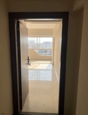 1 BHK Apartment – Entrance View at Venus Enclave Pune, Kharadi - for Rent