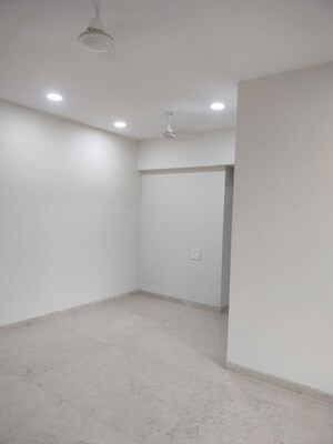 Room in 2 BHK Apartment at Vile Parle West – for Sale