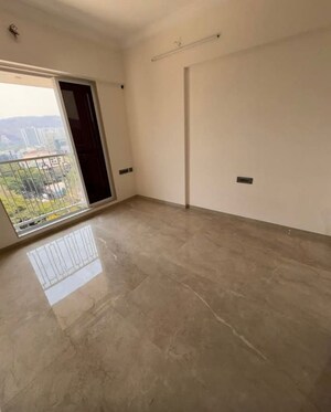 Room in 1 BHK Apartment at Crescent Silverwoods, Powai – for Rent