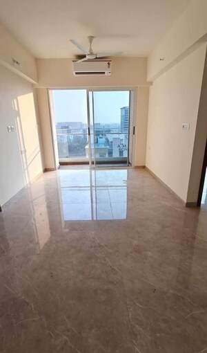 Room in 2 BHK Apartment at LnT Elixir Reserve, Powai – for Rent