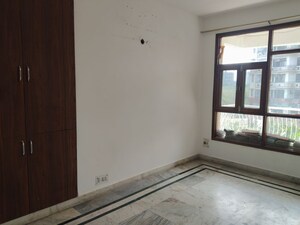 3 BHK Apartment For Rent in Sector 21c