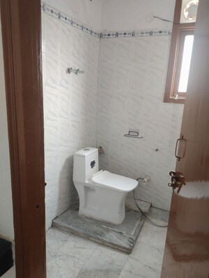 Bathroom in 3 BHK Apartment at Sector 21c – for Rent