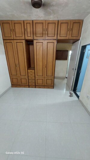 Room in 2 BHK Apartment at Arpan Darpan CHS, Goregaon East – for Rent