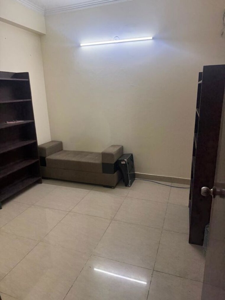 Living Room, gaur-city-2 2 Bedroom 1040 Sq.Ft. Apartment In Gaur City 2 Greater Noida 10200486