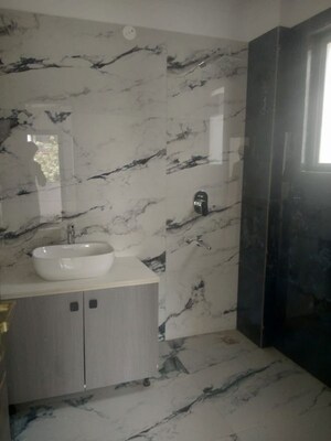 Bathroom in 2 BHK Builder Floor at Kadipur – for Rent