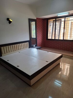 Room in 2 BHK Apartment at Goyal Lakshchandi Heights, Goregaon East – for Rent