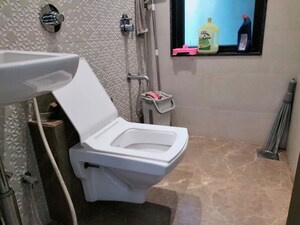 Bathroom in 2 BHK Apartment at Group Seven Rushi Heights, Goregaon East – for Rent