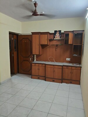 1 BHK Apartment For Sale in Lok Upvan Apartment Phase 2, Vasant Vihar