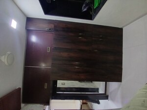 Furnished Amenities in 1.5 BHK Apartment at Mantri Park, Goregaon East – for Rent