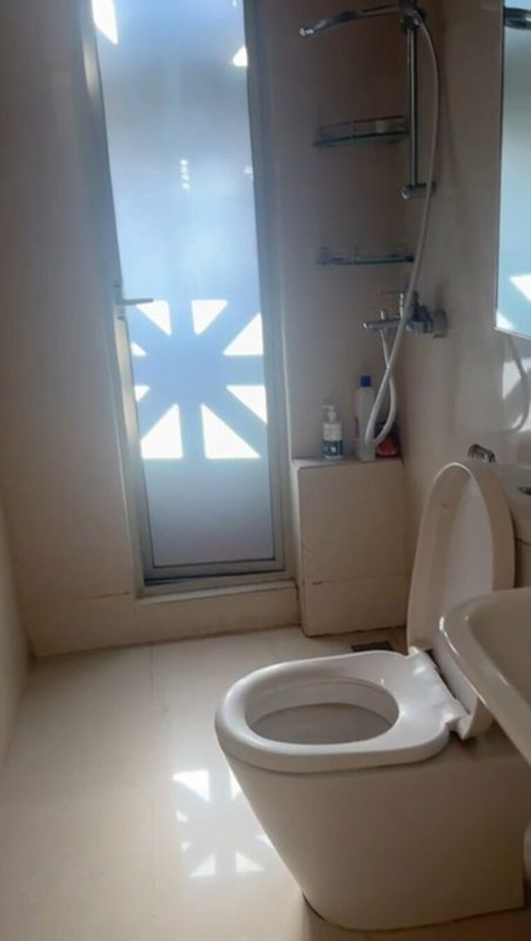 Bathroom, hiranandani-solitaire-studio-apartment 1 Bedroom 367 Sq.Ft. Apartment In Ghodbunder Road Thane 10200545