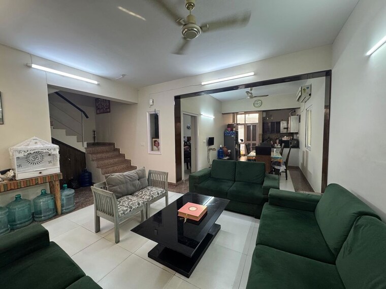 Living Room, achievers-mall 5 Bedroom 150 Sq.Yd. Villa In Sector 49 Faridabad 10194857