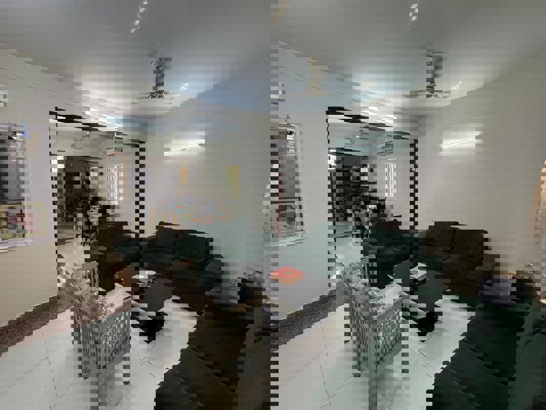 5 BHK + Extra Room 150 Sq.Yd. Villa in Achievers Mall