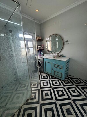 Attached Bathroom in 5 BHK Villa at Achievers Mall, Sector 49 – for Sale