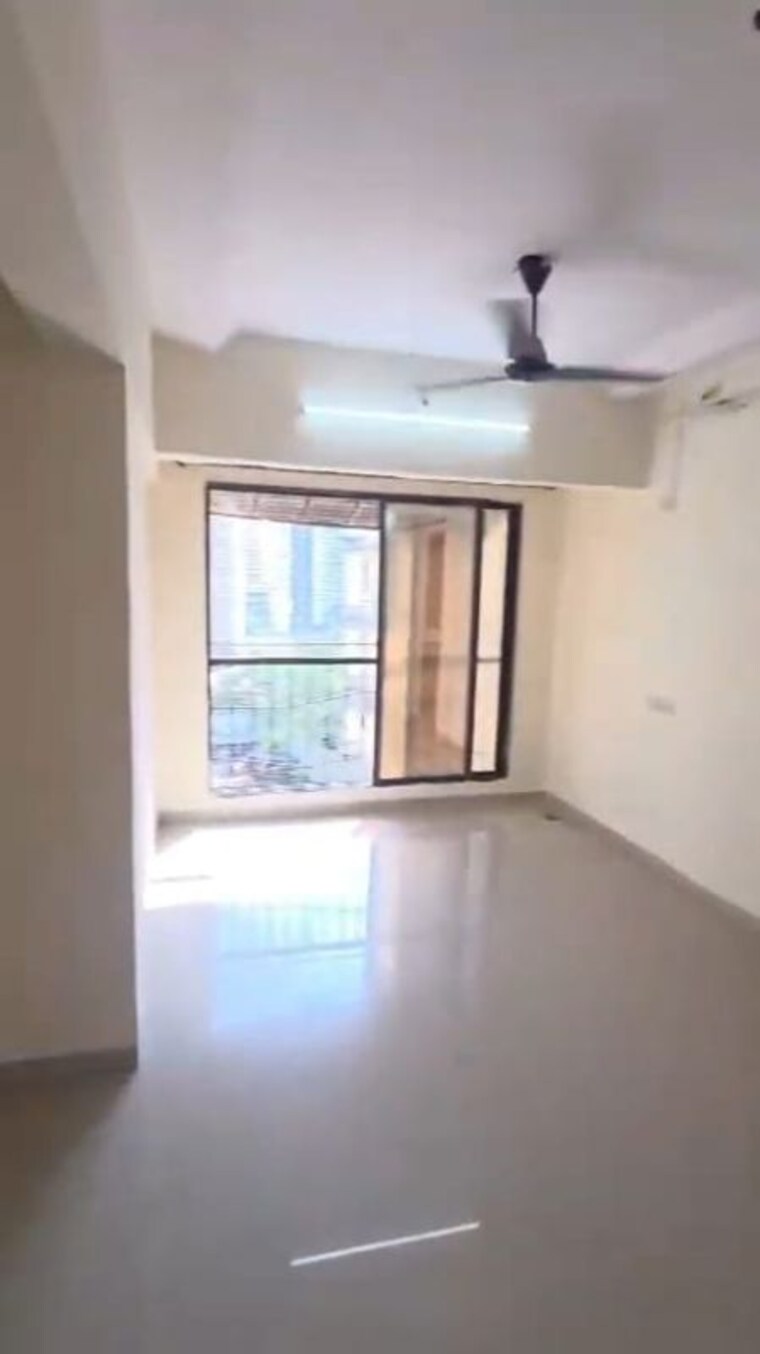 Living Room, mira road 2 Bedroom 720 Sq.Ft. Apartment In Mira Road Thane 10200566