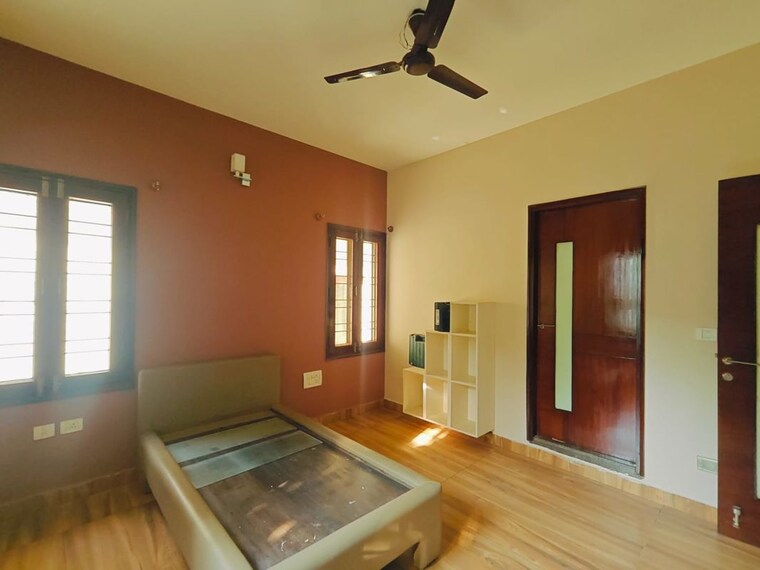 Bedroom, rahat-gardenia 5 Bedroom 3300 Sq.Ft. Villa In Whitefield Bangalore 10200585