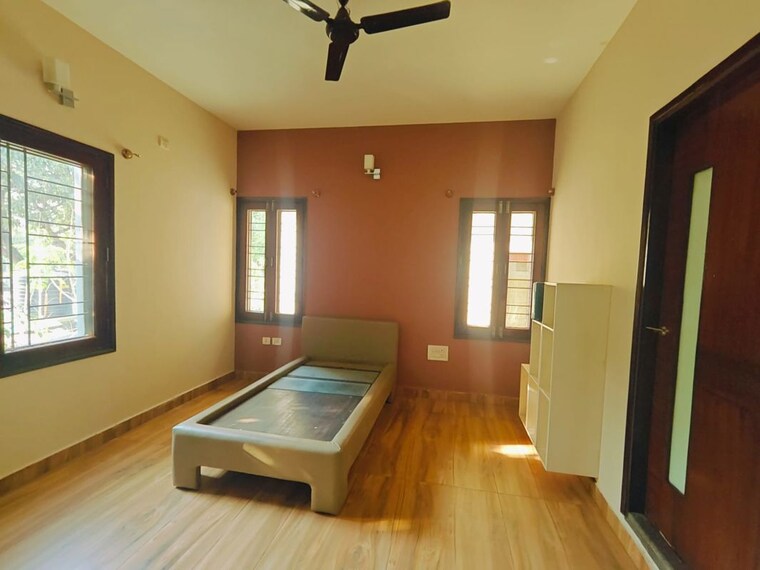 Bedroom, rahat-gardenia 5 Bedroom 3300 Sq.Ft. Villa In Whitefield Bangalore 10200585