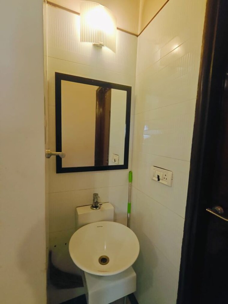 Bathroom, rahat-gardenia 5 Bedroom 3300 Sq.Ft. Villa In Whitefield Bangalore 10200585