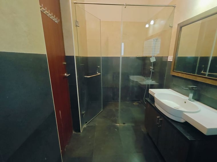 Kitchen, rahat-gardenia 5 Bedroom 3300 Sq.Ft. Villa In Whitefield Bangalore 10200585