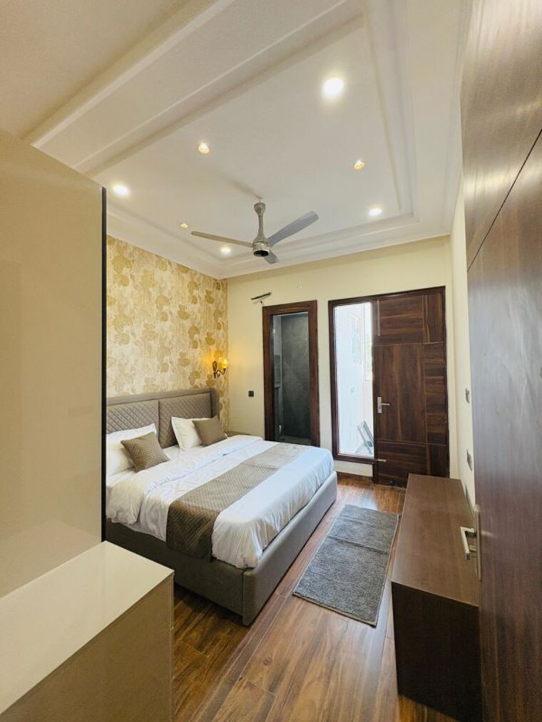 Bedroom, maya-green-lotus-utsav 6 Bedroom 9945 Sq.Ft. Apartment In International Airport Road Zirakpur 10200618