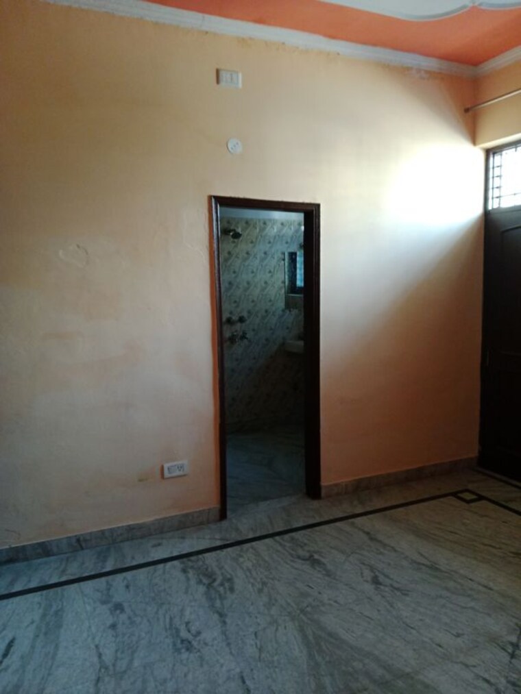 Room, sector 6 3 Bedroom 1901 Sq.Ft. Builder Floor In Sector 6 Panipat 10200619