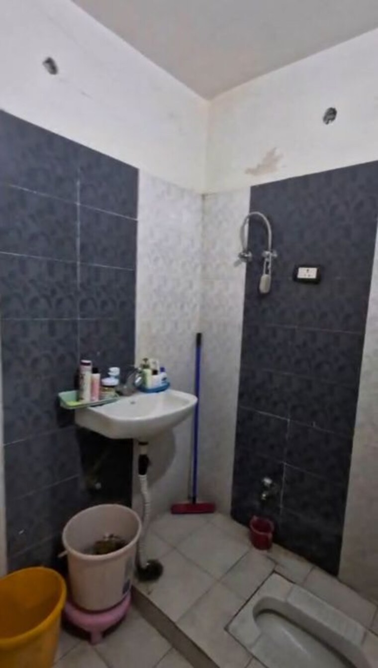 Bathroom, rapti-apartment 2 Bedroom 1258 Sq.Ft. Apartment In Gomti Nagar Lucknow 10200634
