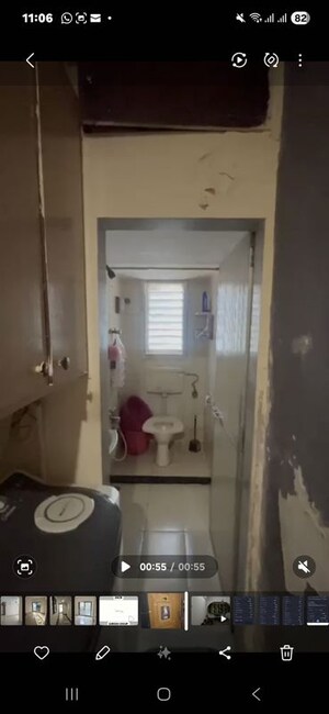 Master Bedroom in 1 BHK Apartment at Santacruz East – for Rent